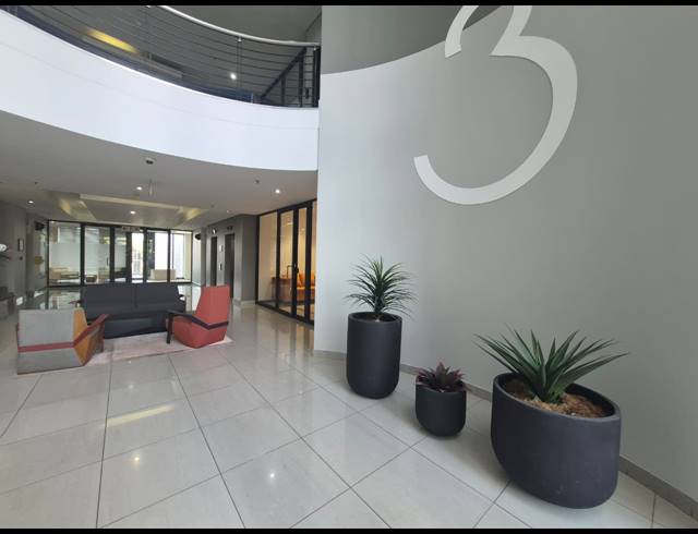 146M² OFFICE TO LET IN SANDHURST